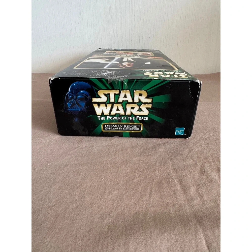 Star Wars Obi Wan Kenobi Vintage Glow in the Dark Lightsaber Action Figure Comic